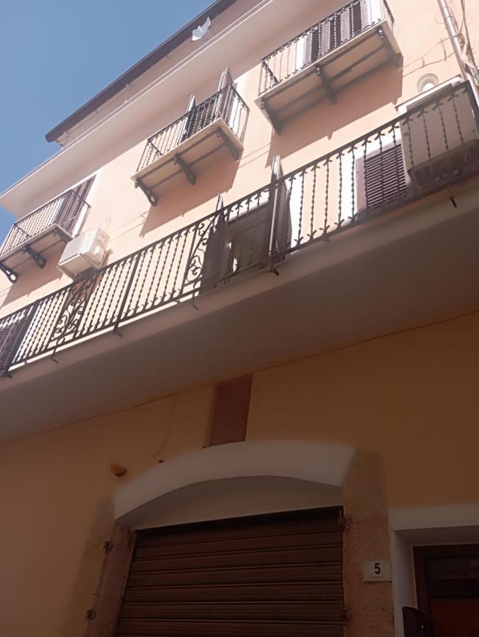 Appartamento Casa Ines Maranola Esterno foto