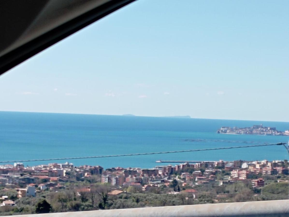 Appartamento Casa Ines Maranola Esterno foto