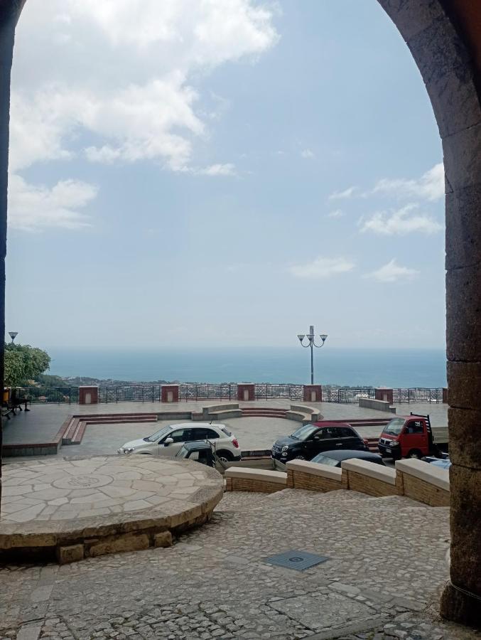 Appartamento Casa Ines Maranola Esterno foto