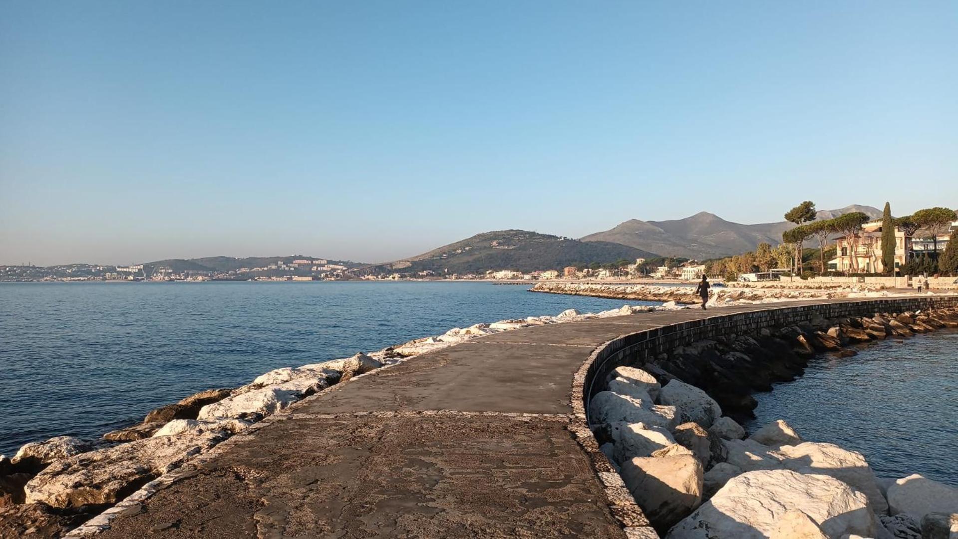 Appartamento Casa Ines Maranola Esterno foto
